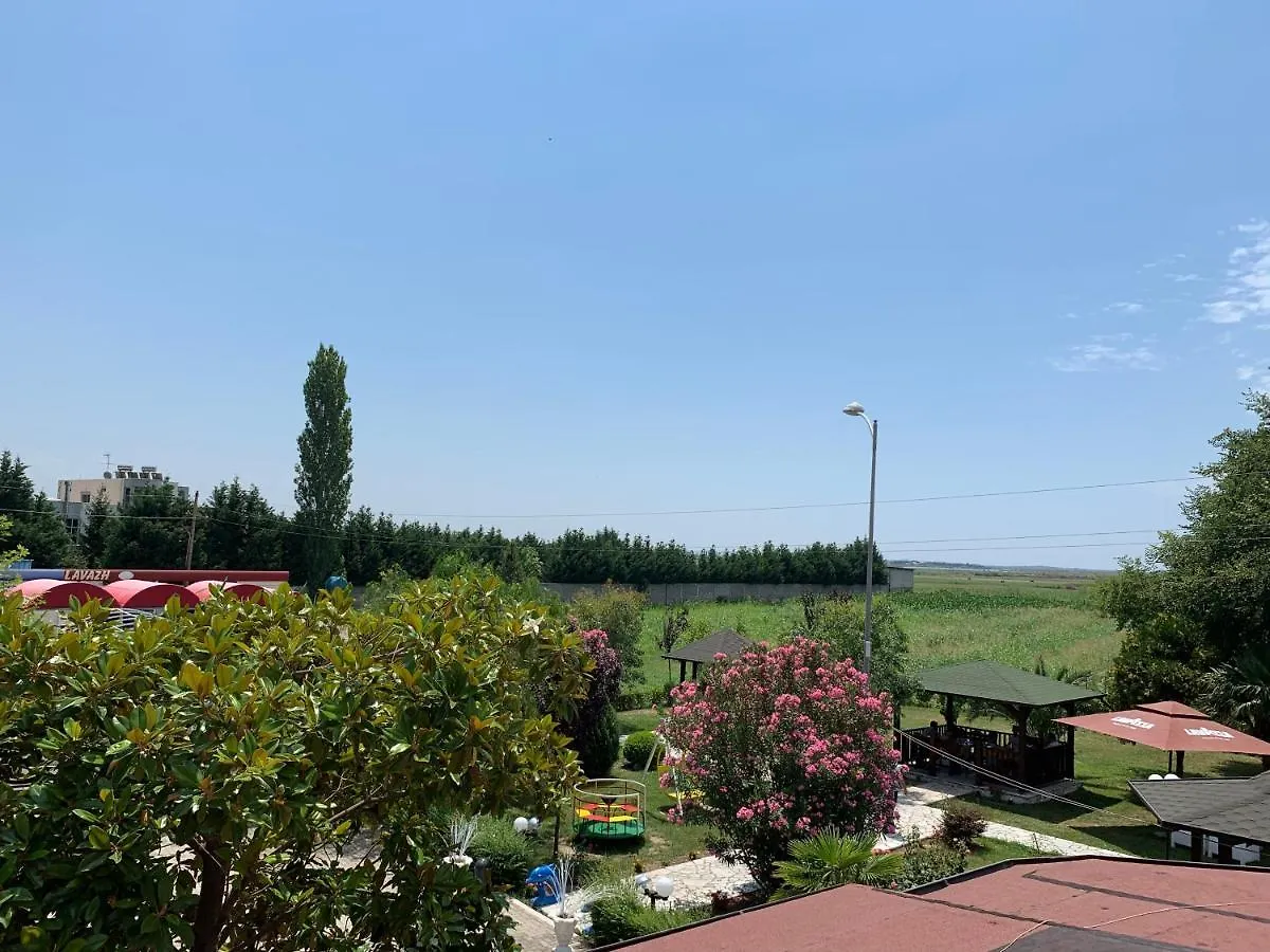 Aragosta Shengjin Hotel Sakes